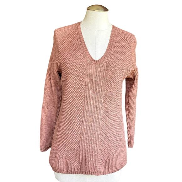 Women's Lululemon Dusty Rose Pima Cotton Wool Textured V-Neck Pullover Sweater 4 - Picture 1 of 9